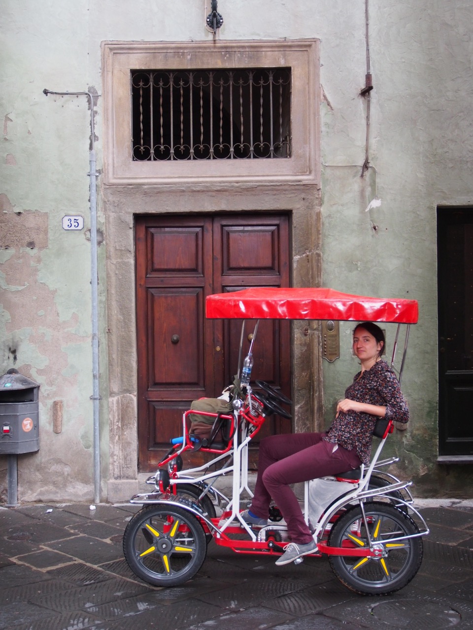 Lucca - Hanna und das 'Auto'