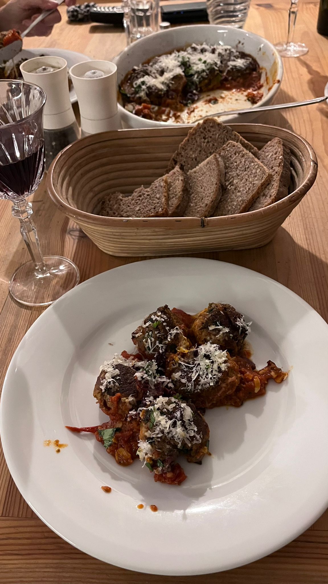 Auberginen-Klößchen alla parmigiana